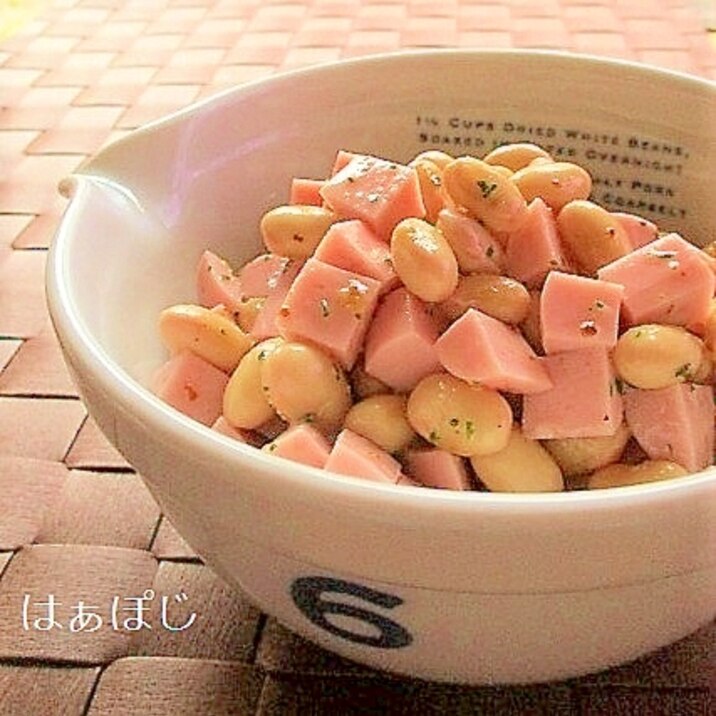 簡単!大豆と魚肉ソーセージのサラダ